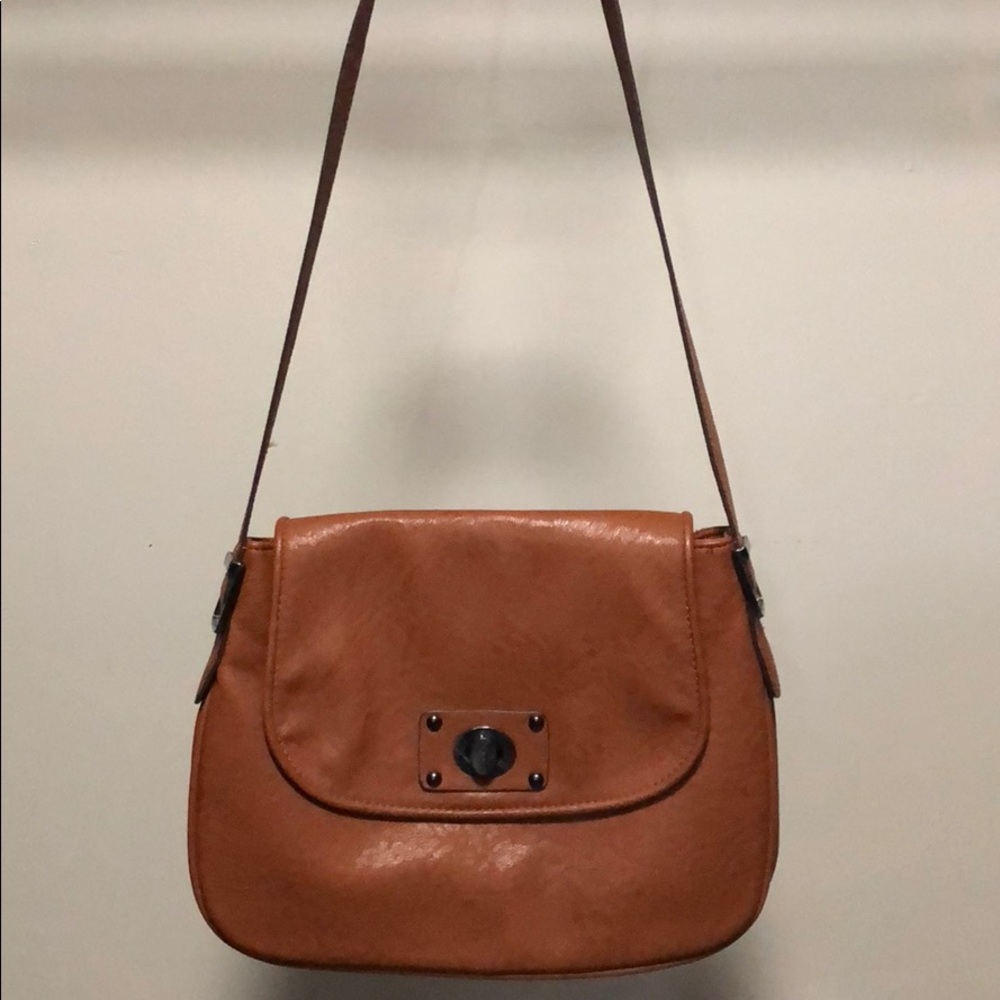 Chic Purse! Like new!!